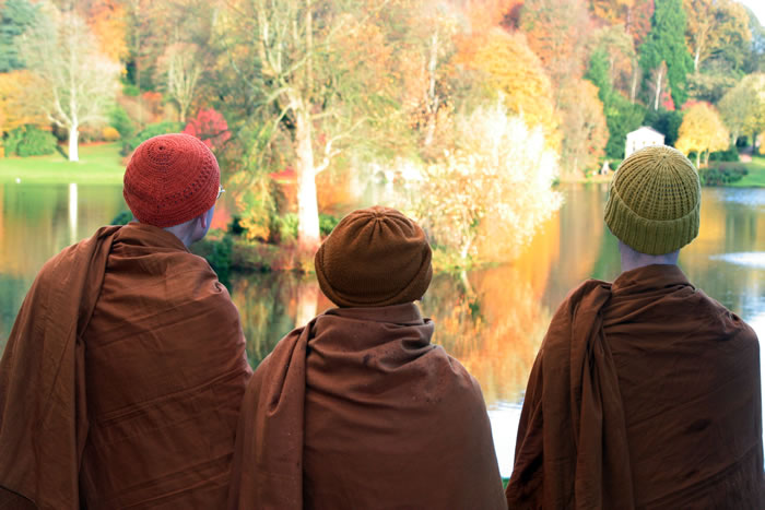IMG_0056-Bhikkhus at Stourhead